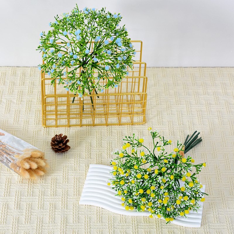 Artificial baby's breath flowers, artificial baby's breath flower handles, hand-held dried flowers, wedding finished products, decorative artificial flowers Application Scenario