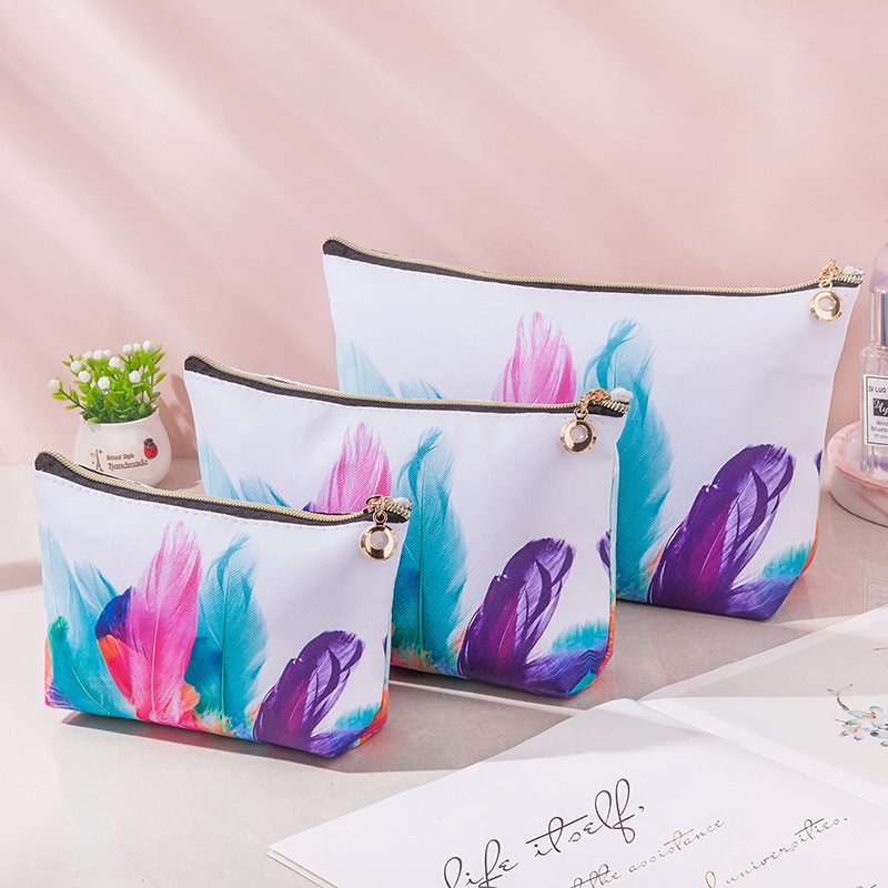 Cross-border Amazon PU leather cosmetic bag for ladies, portable square waterproof and cute travel storage toiletry bag details Picture