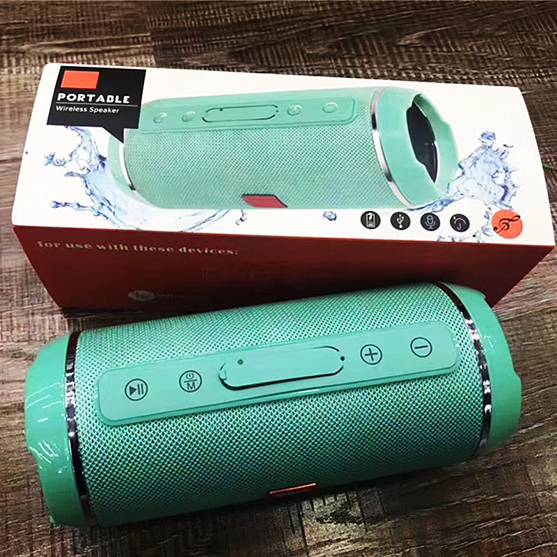TG116 nuevo al aire libre a prueba de agua teléfono bluetooth altavoz subwoofer de coche usb disco tarjeta de inserción de voz anunciador pequeño cañón de acero Application Scenario