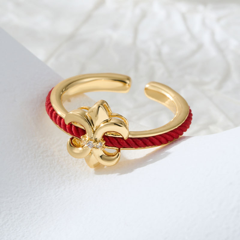 Original design for wealth and good luck: Woven red rope open ring, copper alloy, real gold electroplated with zirconium, adjustable ring Application Scenario