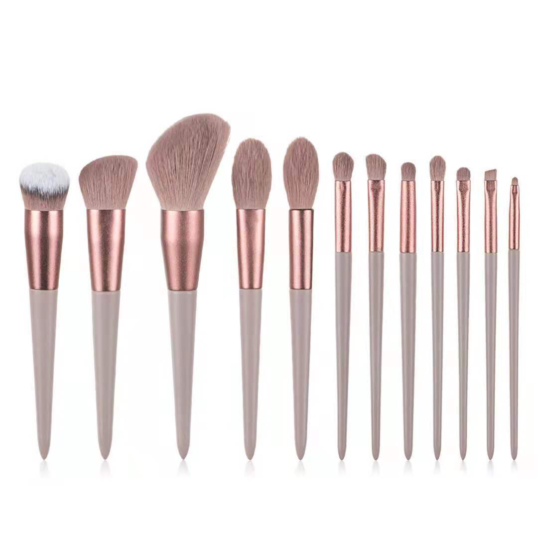 A complete set of 13 popular milk tea-colored makeup brushes, loose powder eyeshadow powder, quick-drying soft bristles for beginners Item Picture