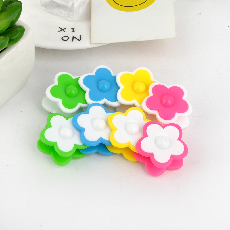 Factory direct supply of flower-shaped whiteboard magnetic nails, blackboard whiteboard magnetic stickers, magnetic clips, strong magnetic teaching AIDS, office refrigerator stickers, and magnetic attachments Specification image