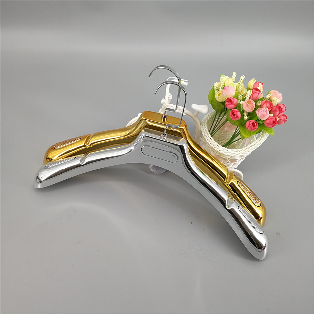 衣架/折叠衣架/塑料衣架/衣服架子/衣服架产品图