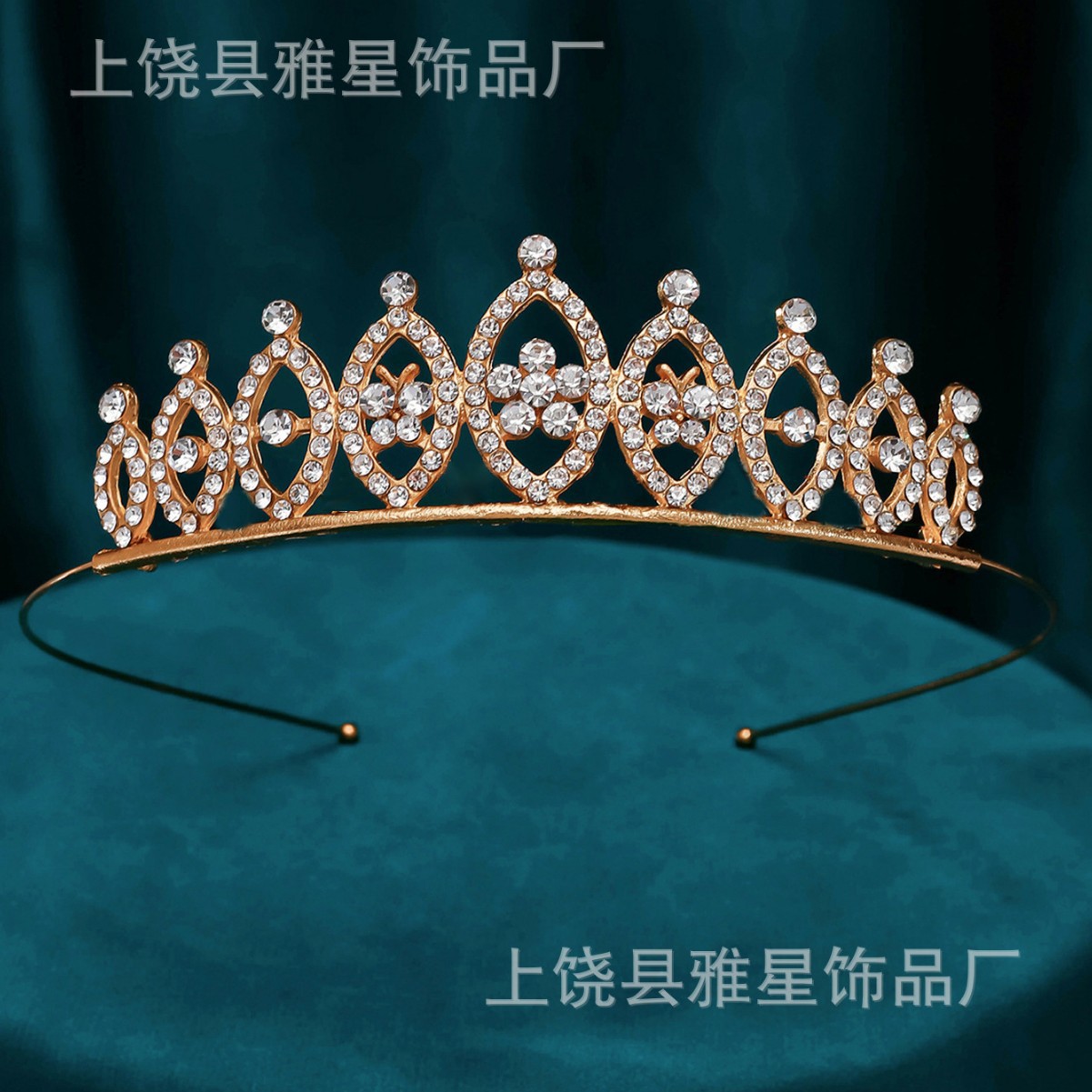 A novel and revamped minimalist children's crown, cute hair band for girls, princesses, babies, festival performance hair accessories, and brides Item Picture