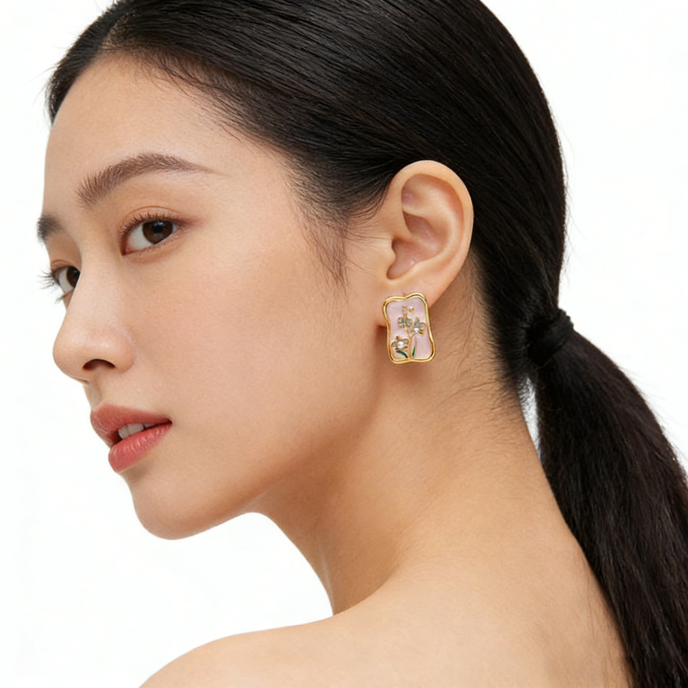 Hyacinth Monet Garden Oil Painting Style enamel earrings, women's flower stud earrings, original design, retro Hong Kong style earrings details Picture