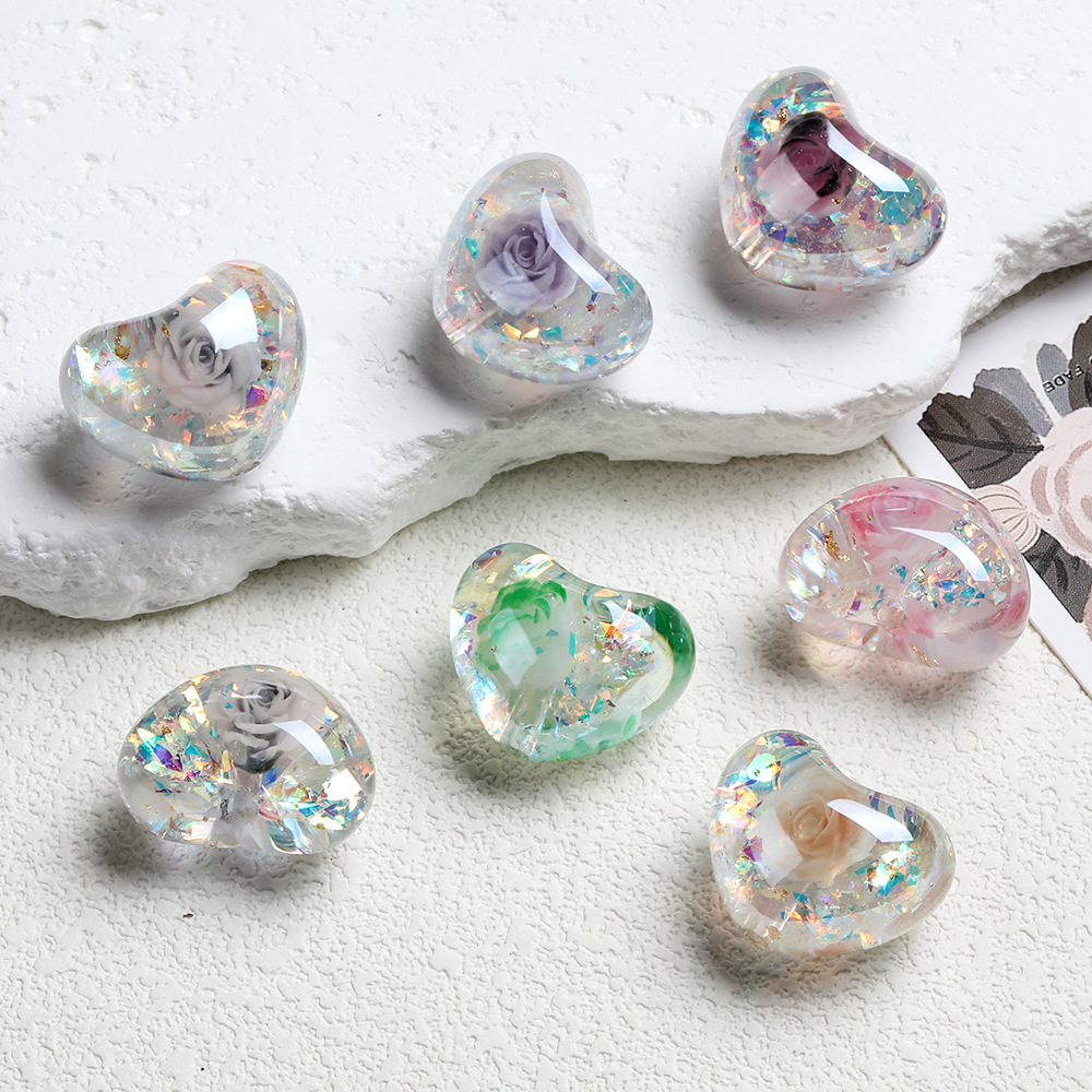 Optical rose-plated heart vertical hole with beads, electroplated resin round beads, loose beads, DIY jewelry keychain accessories Application Scenario