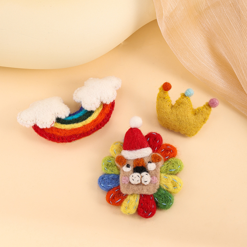 Nepalese pure handcrafted wool felt pendants, niche three-dimensional doll pendants, cute bag pendants, original manufacturer
