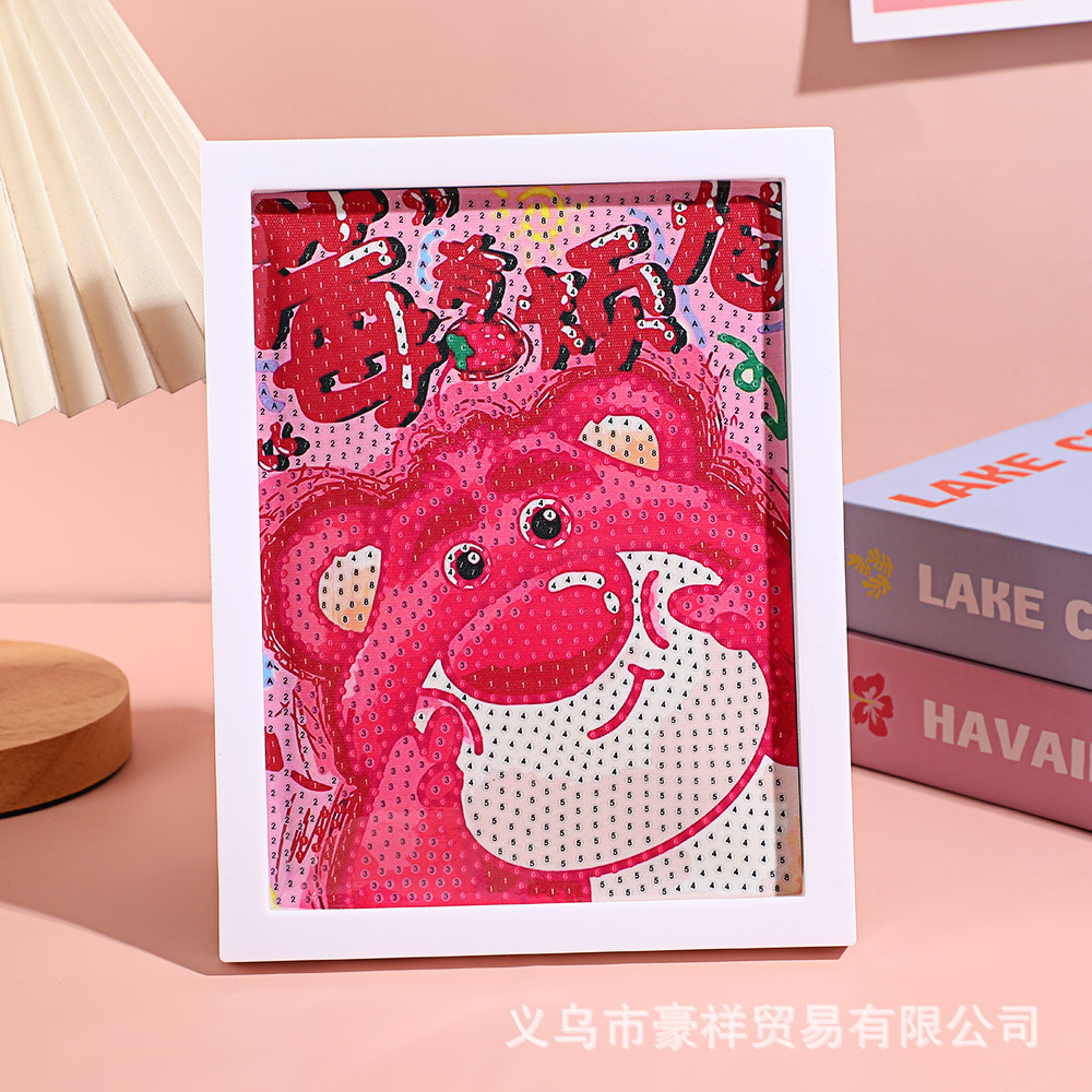 卡通草莓熊钻石画手工diy猫和老鼠钻石贴画蜡笔小新钻石画大尺寸