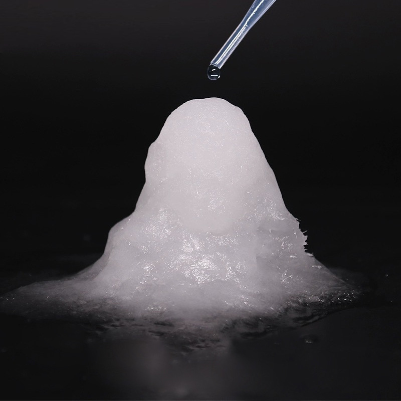 Children's science mini-experiment: Water turns into ice water and then into Frozen Chemistry experiment equipment, crystallization magic props Application Scenario