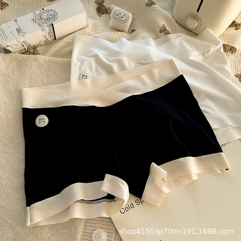 女士平角裤/平脚裤实物图