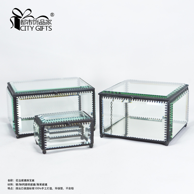 Customized edge-ground glass jewelry boxes, crystal glass accessory boxes and various glass handicrafts from the original manufacturer Application Scenario
