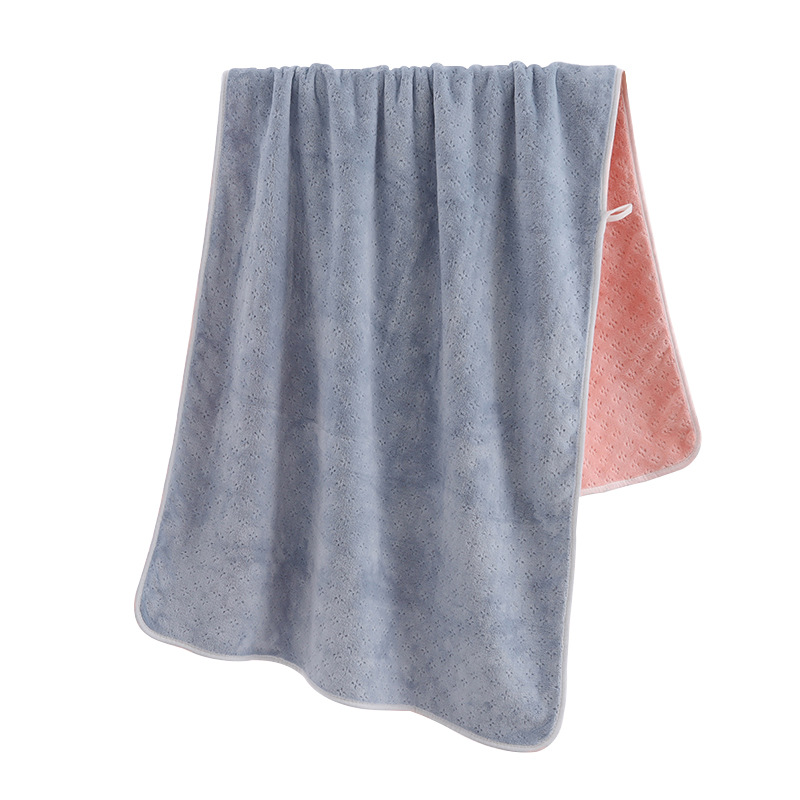 Wholesale coral fleece double-sided dual-color towel blanket, household skin-friendly soft thickened absorbent towel and bath towel from the manufacturer Item Picture