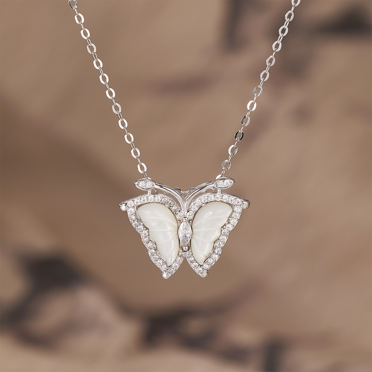 S925 sterling silver butterfly shell necklace, with ethnic style and unique design, women's collarbone chain, new Chinese-style jewelry wholesale Specification drawing
