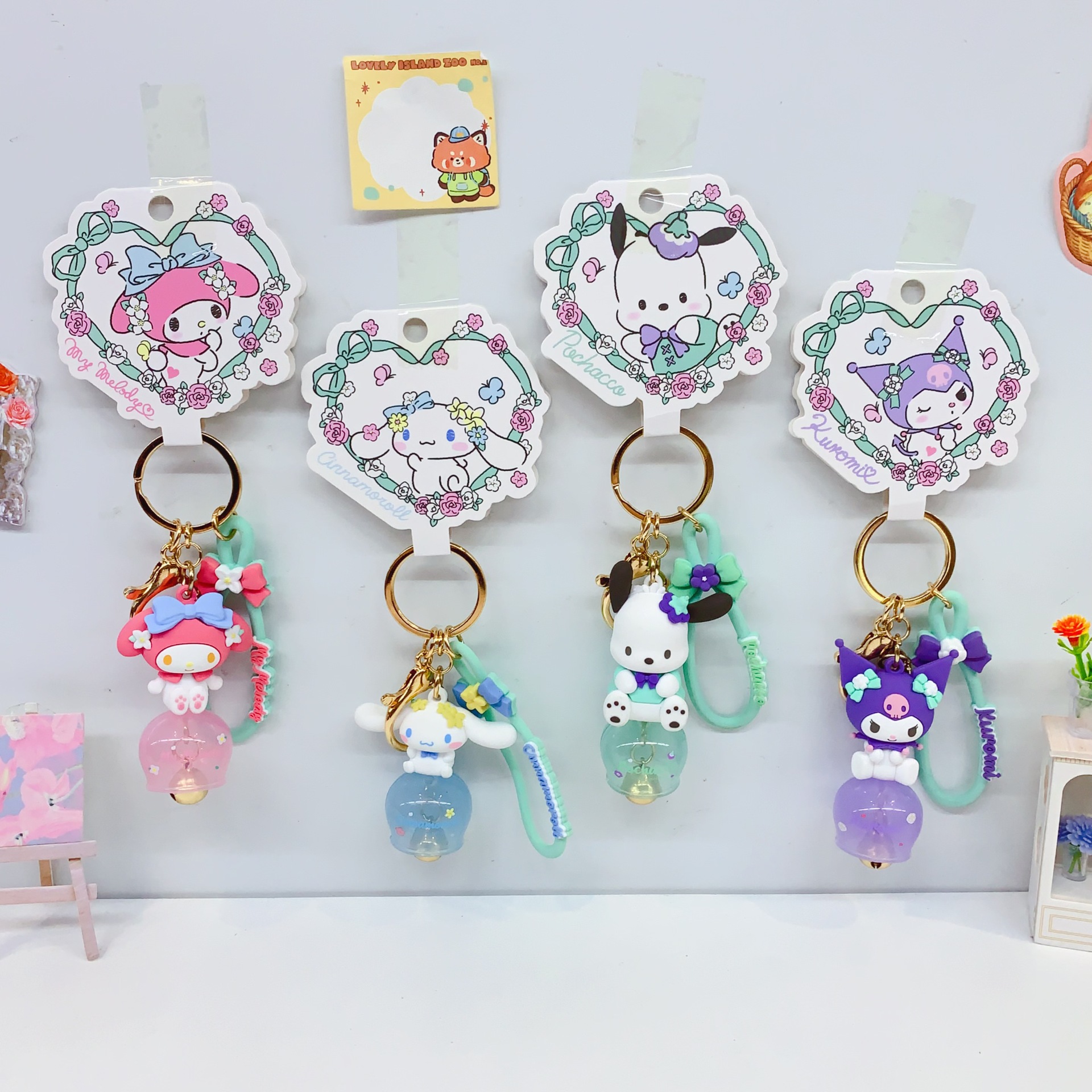Genuine Sanrio Flower Town wind chime pendant, Melody Kuromi Laurel Dog Pacha Dog keychain pendant