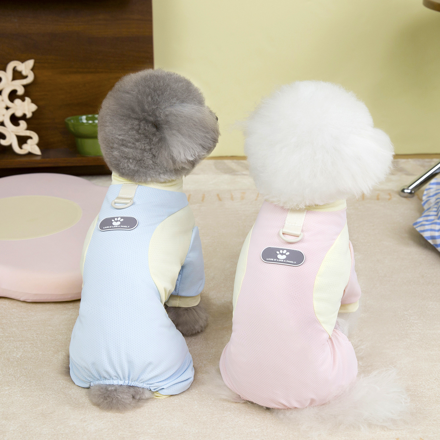 宠物猫狗衣服/猫服装/宠物衣服/猫猫衣服/狗狗衣服冬季白底实物图