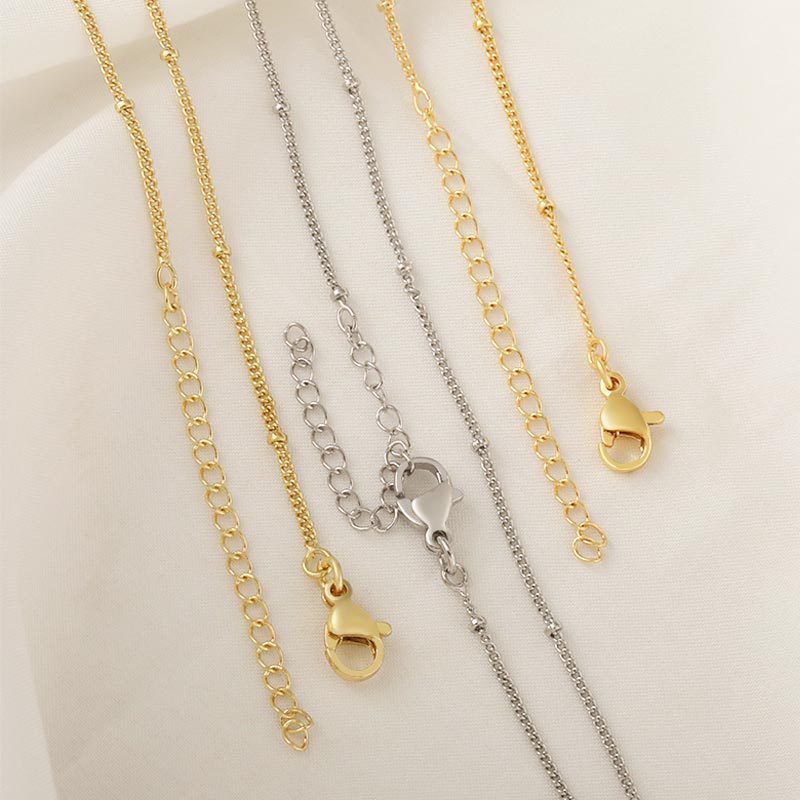 Honglu's new best-selling, light luxury, simple and versatile, high-end side beaded adjustable necklace is available for wholesale from the manufacturer Application Scenario