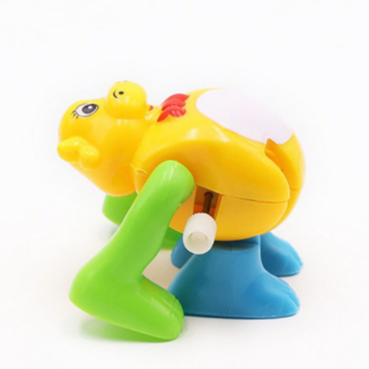 Creative spring winding, somersaults, elephants, and many other animal products are selling well. Small toys are also selling well at street stalls. Wholesale from the manufacturer Application Scenario