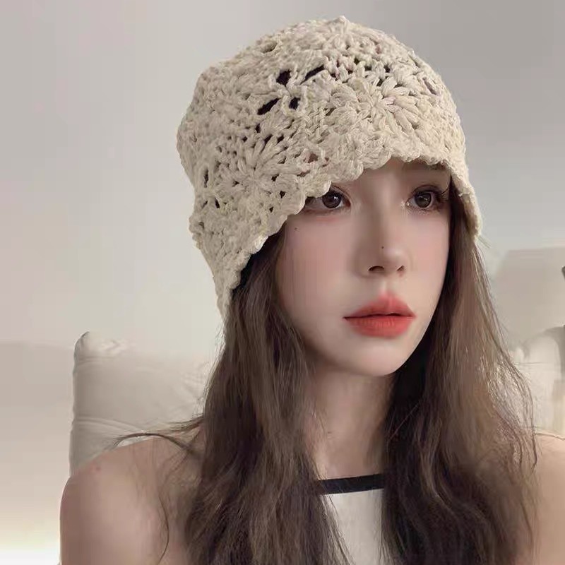 Handcrafted hook flower hollowed-out three-dimensional flower headpiece hat for girls, Spring and Autumn, artistic, retro, simple and versatile knitted hat, Dui Dui hat details Picture