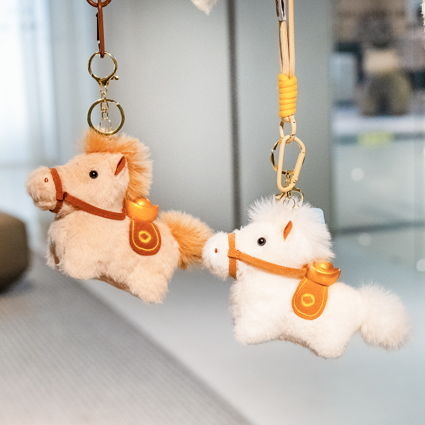 马年吉祥物公仔可爱小马背包挂件钥匙扣毛绒玩偶娃娃女生新年礼物