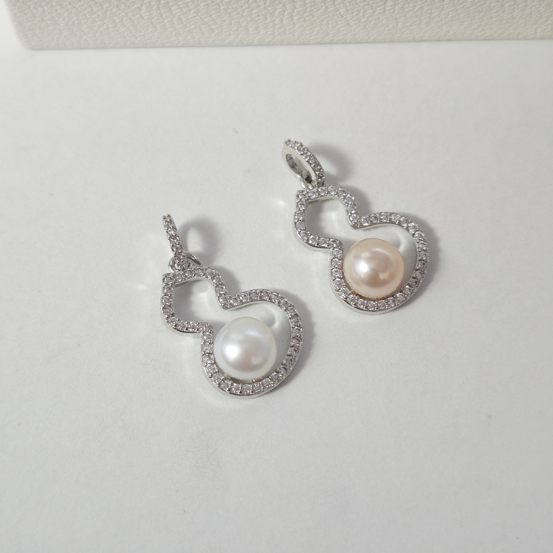 diy pendant empty stand copper-plated real gold slightly inlaid zircon pearl pendant necklace empty stand gemstone pendant wholesale Specification image