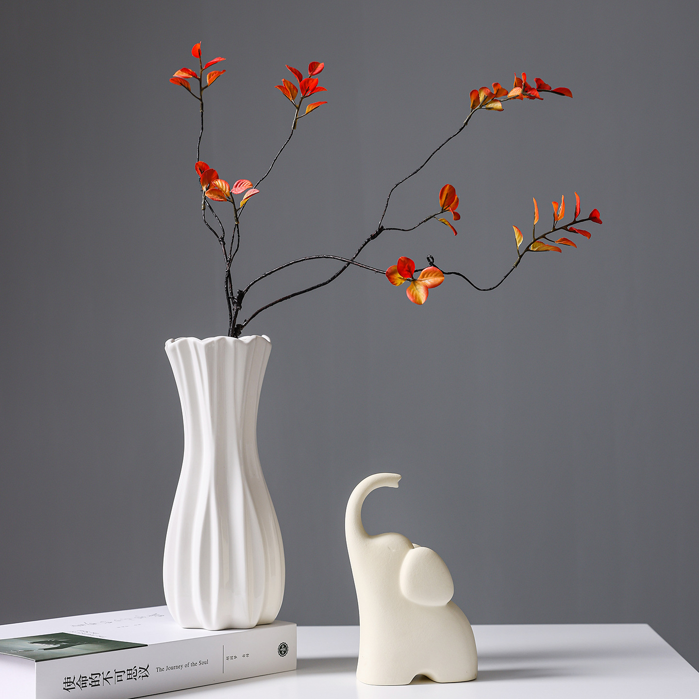 2026 French ins Cream Style Ceramic Vase, high-end and light luxury hotel living room table, artificial flower fresh flower arrangement decorative vase details Picture