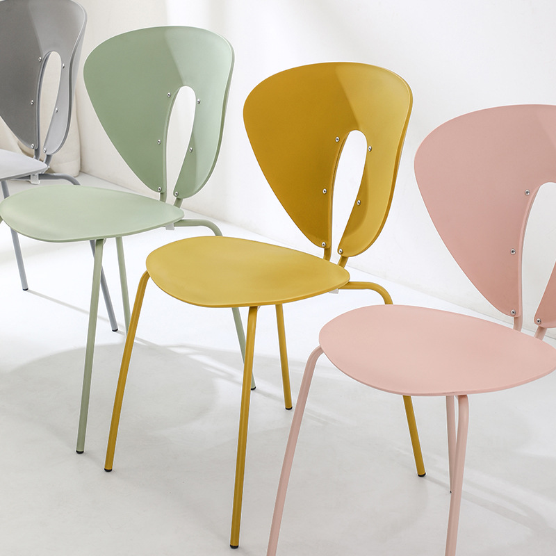 Star Plastic household dining chairs with a light luxury and high-end design feel, backrest leisure chairs, popular chairs, commercial dessert shop dining tables and chairs