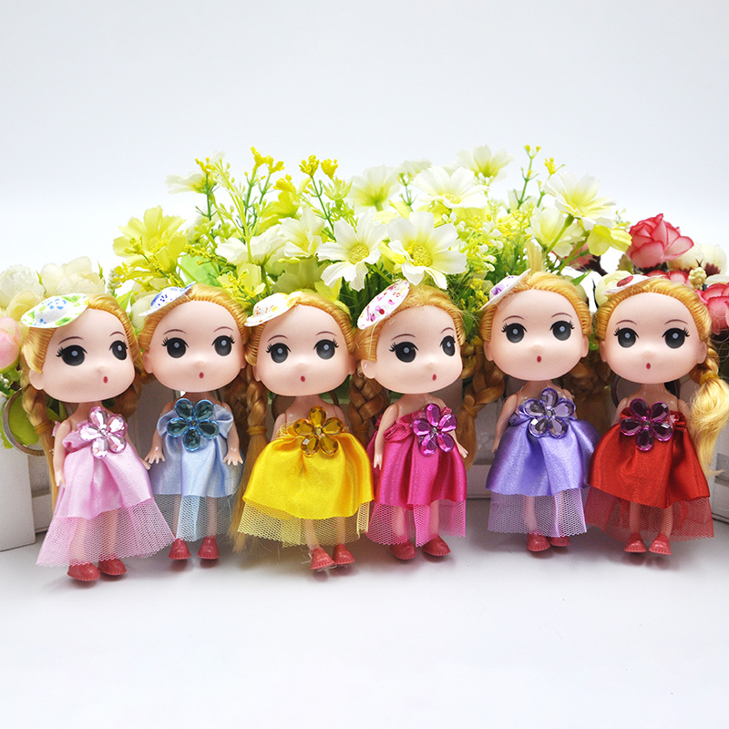 Wholesale of new 12-centimeter cute and confused doll bags, pendants, vinyl figurines, girls' toys and small gifts from the manufacturer Application Scenario
