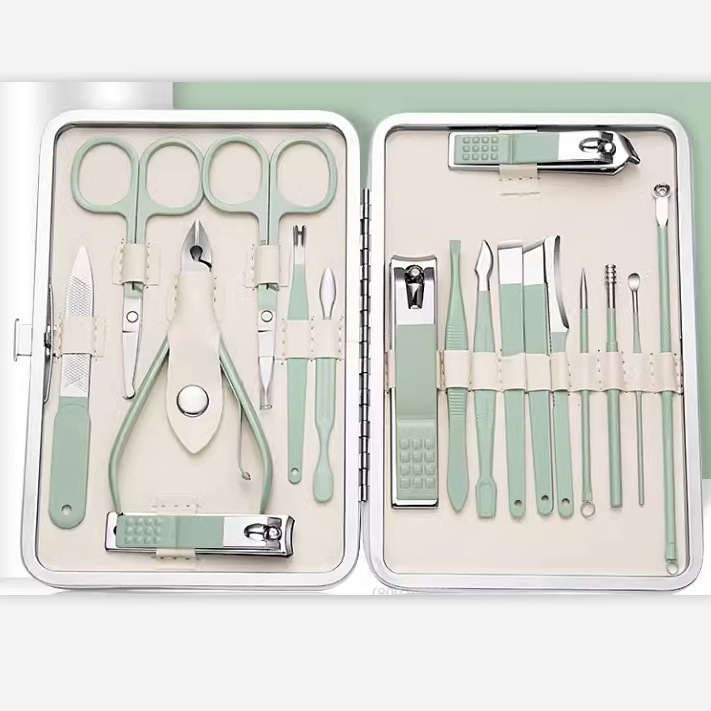 Factory direct sales of stainless steel nail clippers and nail scissors set, 7-piece nail tool set, printed with gift LOGO Application Scenario