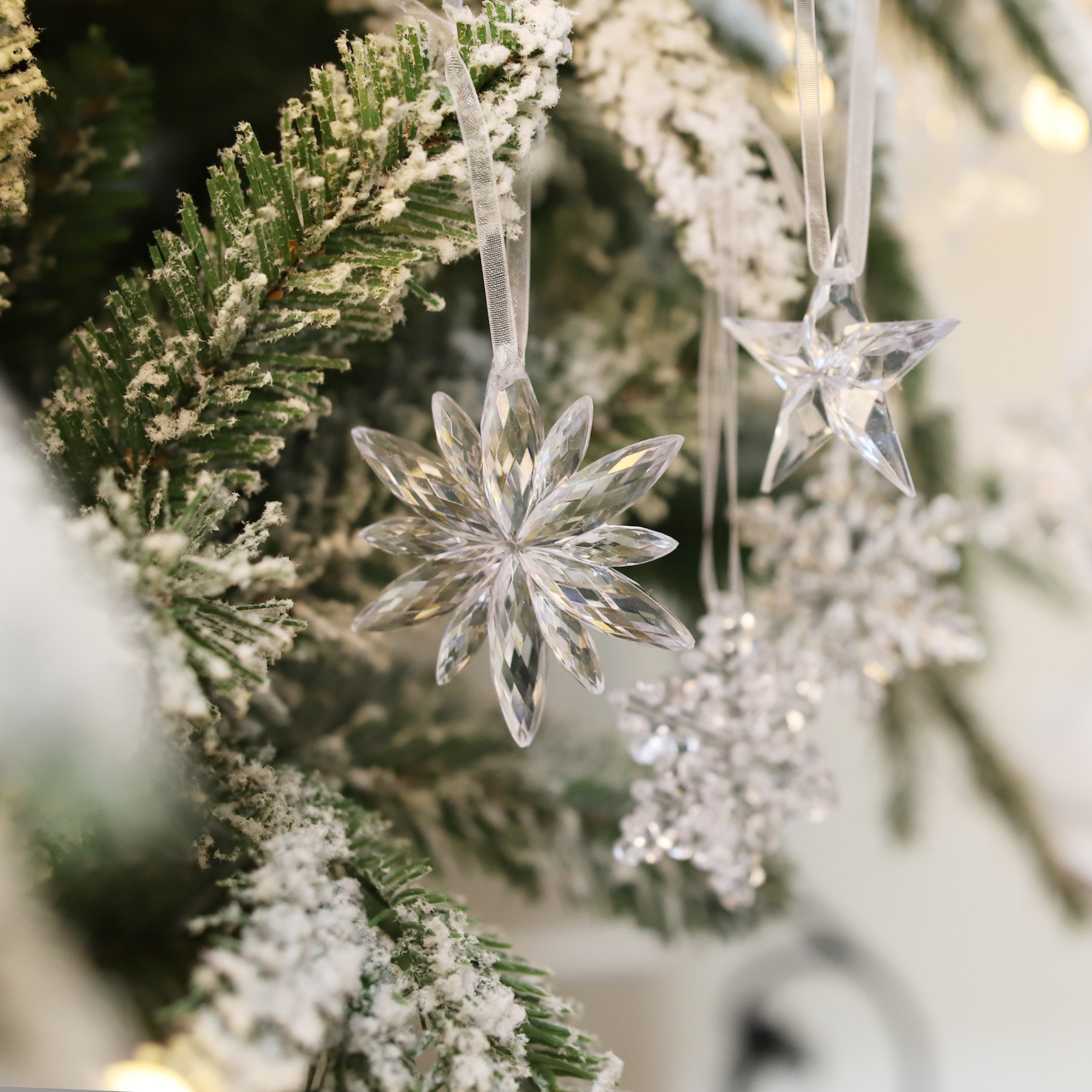 Christmas transparent snowflake pendant, acrylic transparent plastic pendant, Christmas snowflake Christmas tree decoration