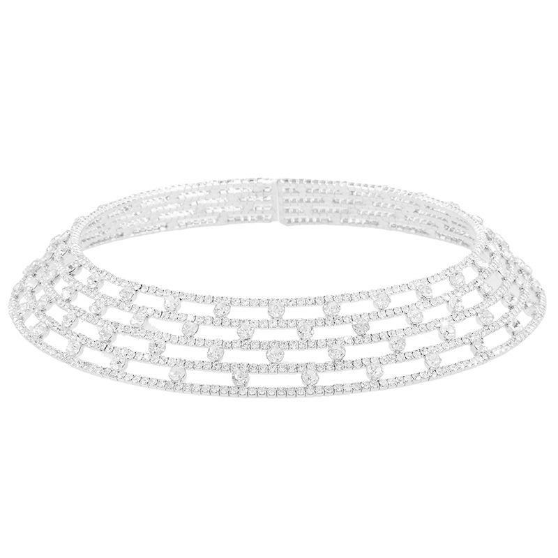Cross-border supply of European and American 5-row steel wire elastic open necklaces, retro round choker，luxurious rhinestone, exaggerated individuality, trendy and luxurious full diamond necklaces Application Scenario