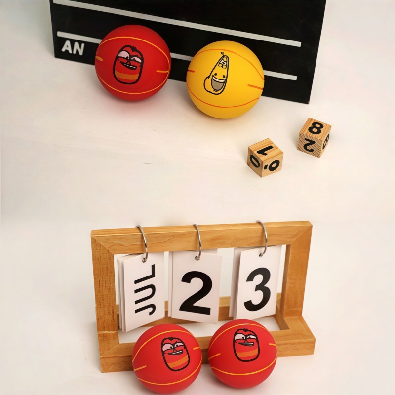 A new creative and creative children's toy, featuring hilarious cartoon pinchable bugs, cute pinchable and stress-relieving toys details Picture