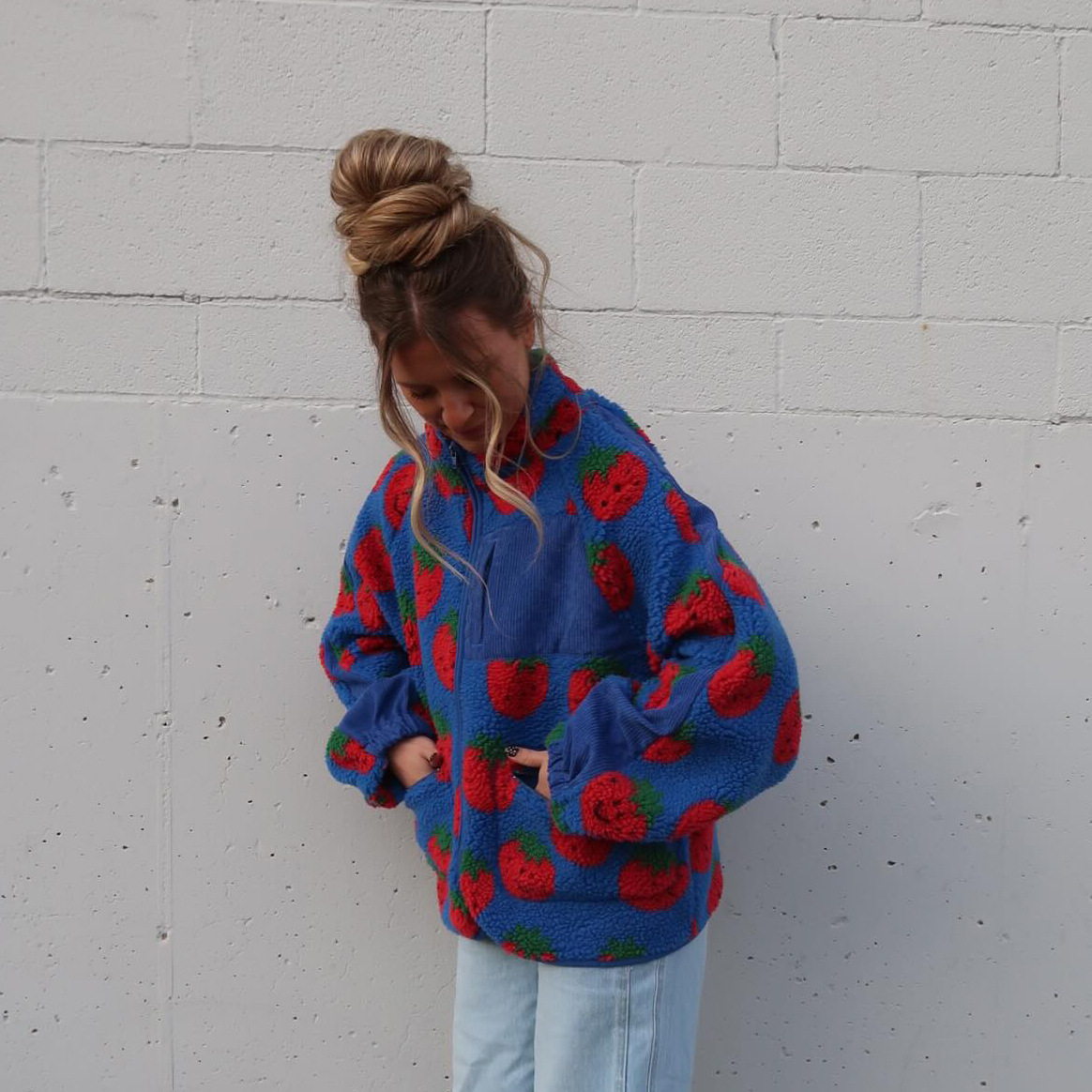 The new autumn and winter stand-up collar sheepskin printed zipper jacket is versatile, loose and casual style, warm sweatshirt and cross-border women's clothing Specification drawing