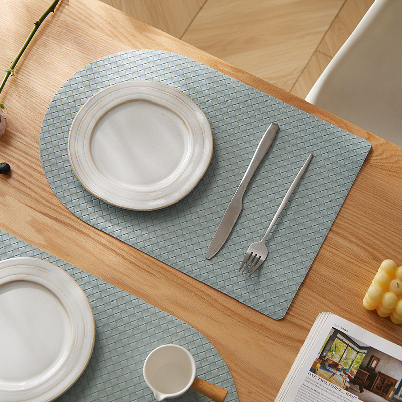 ووسائد فاخرة فاخرة من طراز PVC جلدية خفيفة الإسكندنافية Specification image