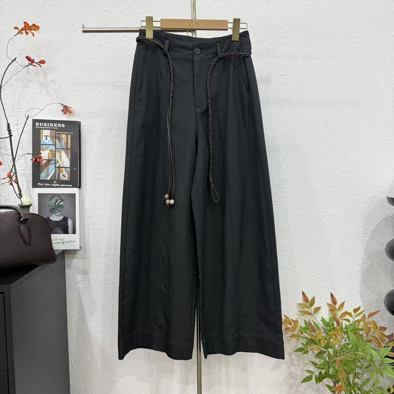 New Korean-style loose casual pants with a design sense, straight-leg, laid-back style wide-leg pants Specification image