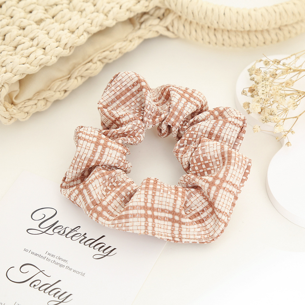 New fabric large intestine hair band for girls, JK campus outfit, checkered headband, fresh and sweet headband in stock wholesale details Picture