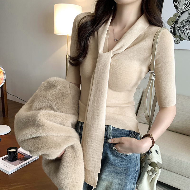 French-style chic and spicy V-neck tie slimming short-sleeved knitted sweater for women's Spring/Summer 2025 new style, elegant and slimming top