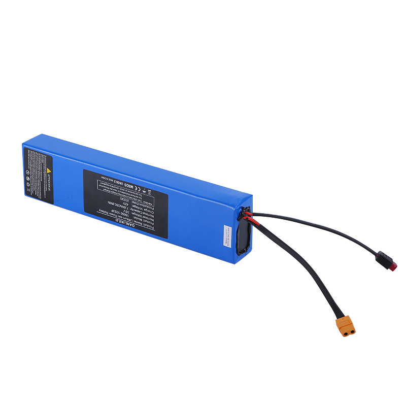 Customized lithium battery cell electric skateboard balanced folding self-driving car, multi-series and multi-parallel lithium battery long range Item Picture