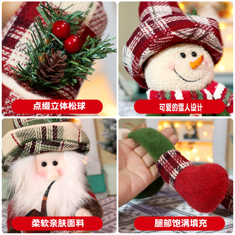 Crossover navidad retráctil muñeca colgantes regalo de navidad vintage tartan viejo muñeco de nieve stand up muñeca decoraciones Application Scenario