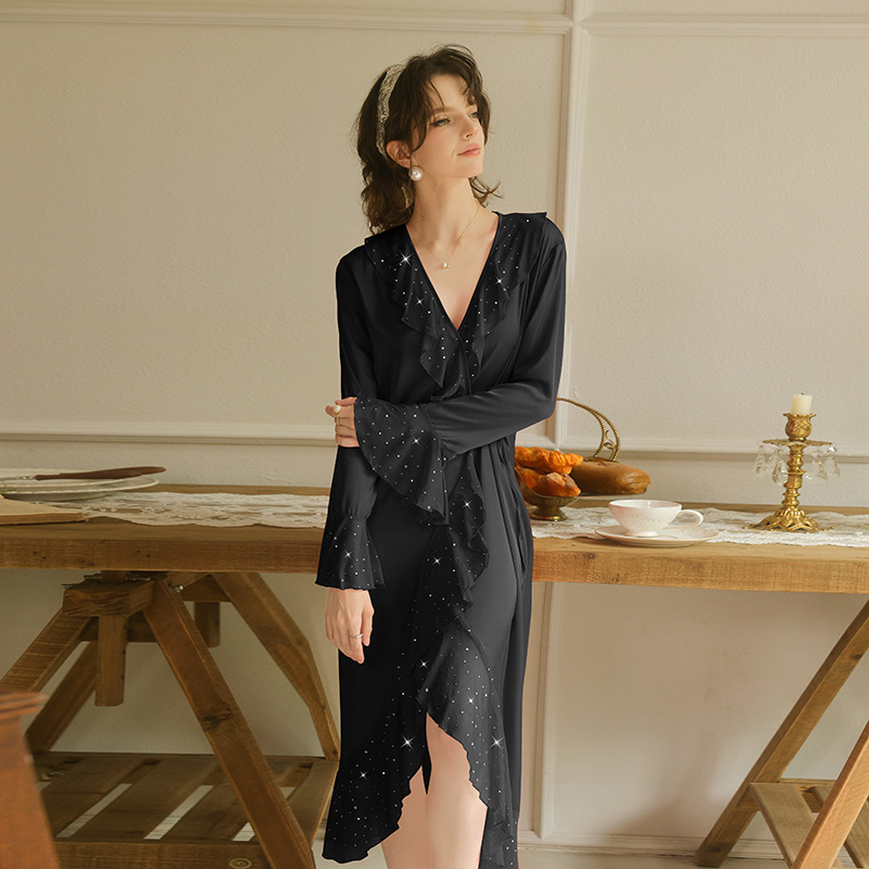 Feiyun Wholesale elegant V-neck ruffled diamond long bathrobes for women in multiple colors to choose from, smooth home wear supply 812 details Picture