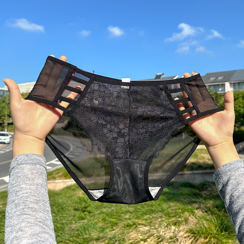 Best-selling high-end, sexy, high-waisted, antibacterial and seamless lace underwear for girls, pure and alluring triangle pants for women details Picture
