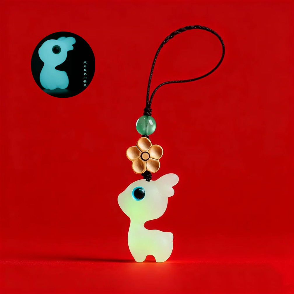Night Light Deer keychain, exquisite and cute, safe journey, mobile phone chain, bag hanging, car pendant, key chain hanging decoration Specification image