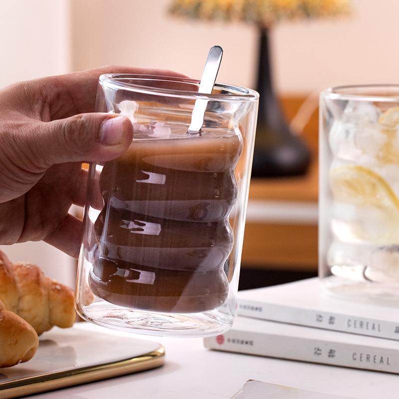 Creative double-layer glass cups, high borosilicate cups, high-end household heat-insulating coffee cups, factory wholesale, water cups in stock Application Scenario