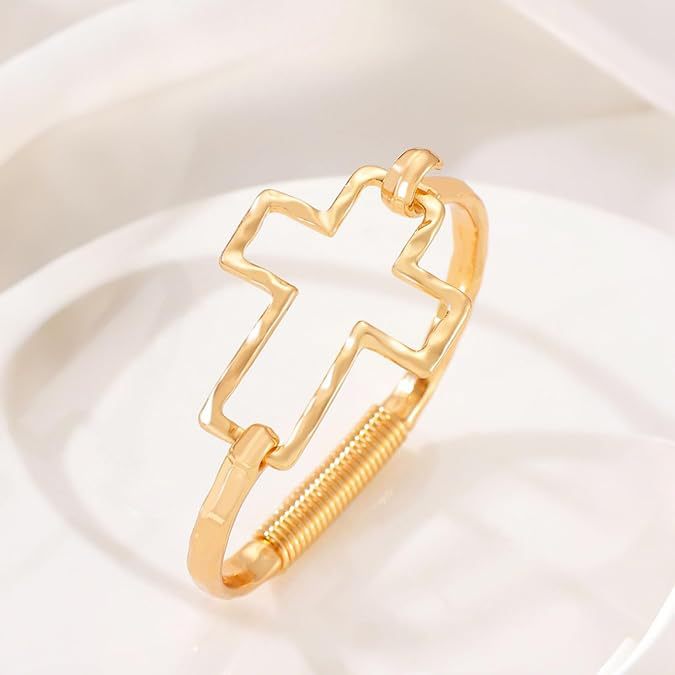 Cross-border exaggerated, versatile, fashionable design, creative cross heart electroplated, simple and trendy style bracelet details Picture