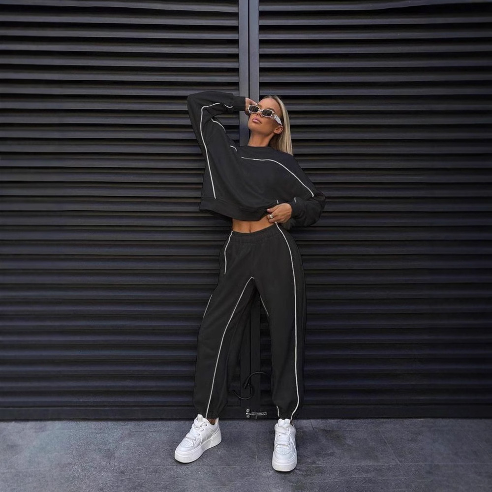 European and American cross-border streetwear women's fashion long-sleeved line sweatshirt, long pants, sportswear set, casual two-piece set for women Item Picture