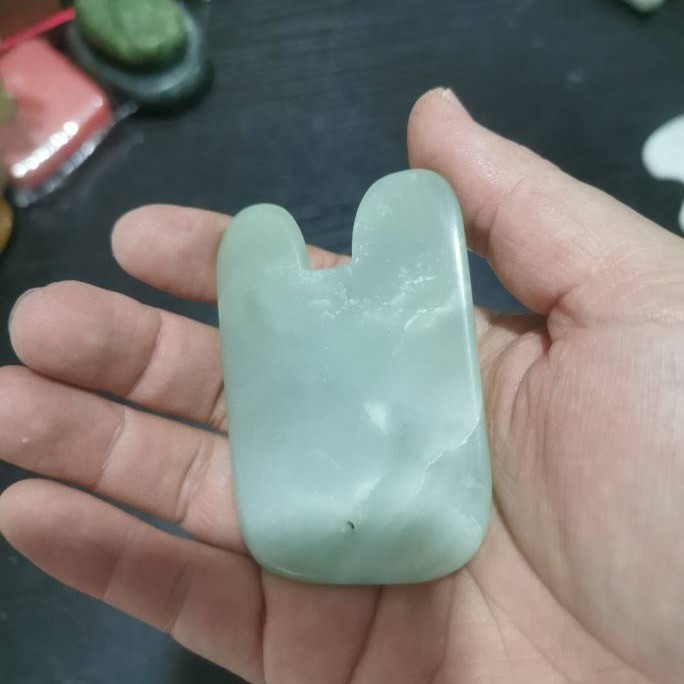 岫玉美容按摩板玉石刮痧板按摩器脸部面部全身按摩玉片