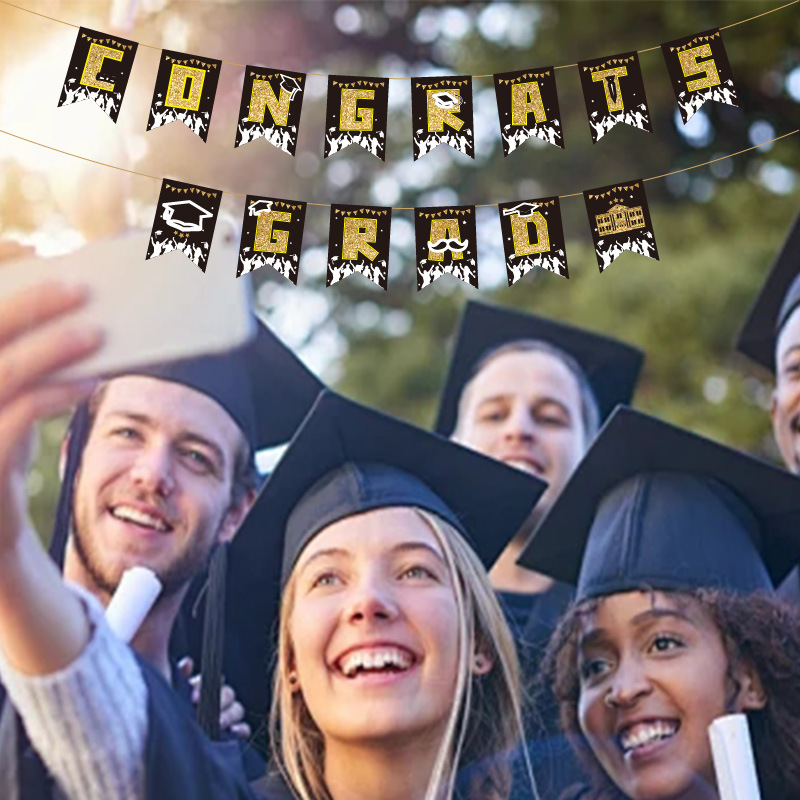 外贸跨境新品节日主题派对用品Proundofyou毕业季拉旗拉花横幅