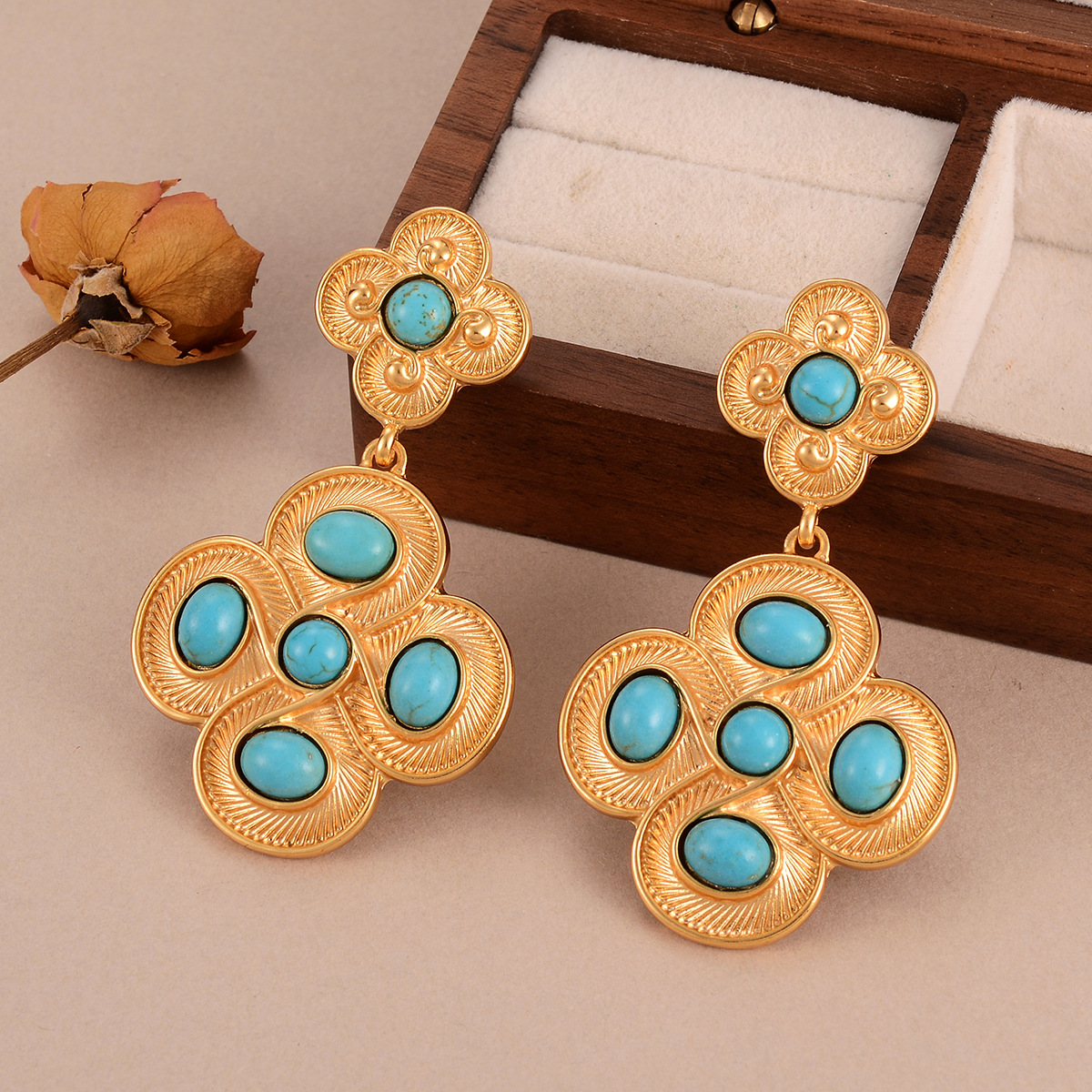vintage turquoise exaggerated flower tassel earrings, court-style slimming and personalized stud earrings wholesale