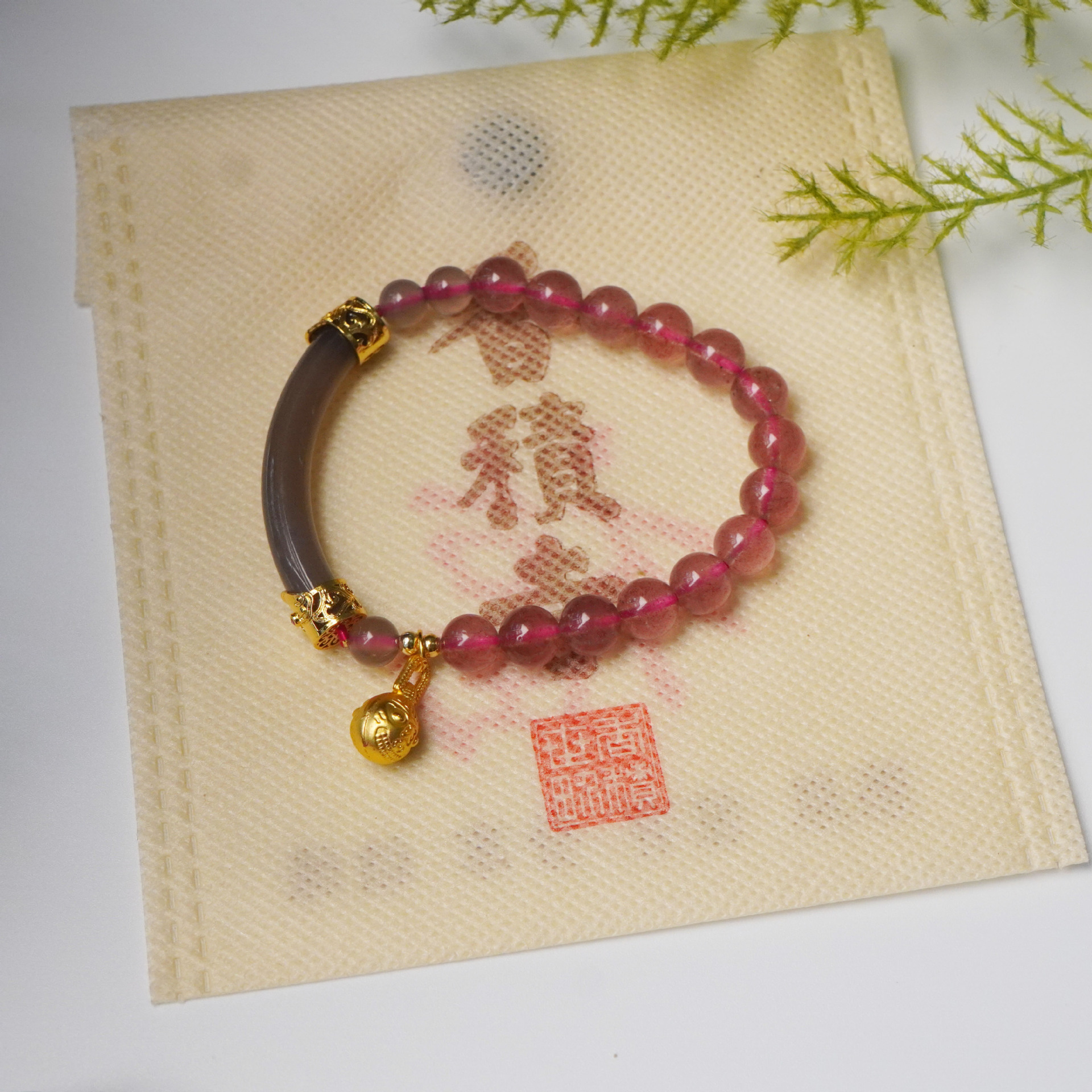 New Chinese-style smoke purple gold-swallowing beast spliced bracelet, beaded half bracelet, agate chalcedony bracelet, women's high-end accessory details Picture