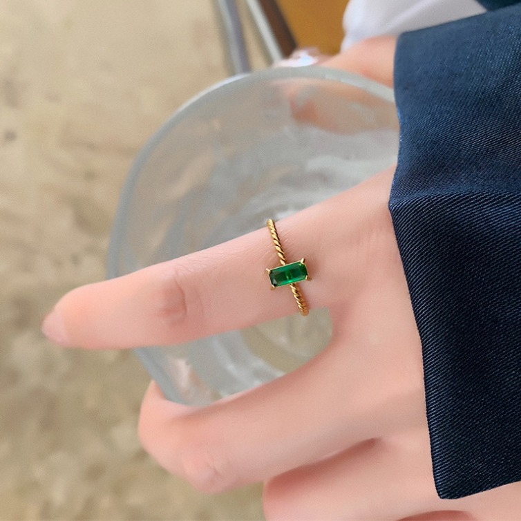 ins小众设计细麻花彩色方钻戒指女时尚个性钛钢指环批发几何线条详情图3