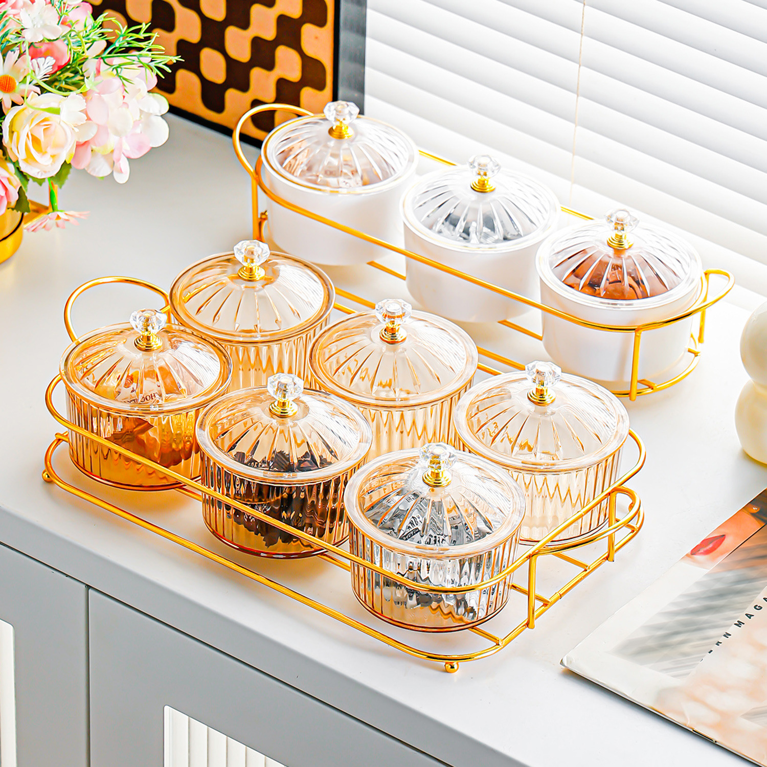 Light luxury fruit plate, plastic compartments plate, creative coffee table for home living room, snack placement, KTV compartments plate, candy box details Picture